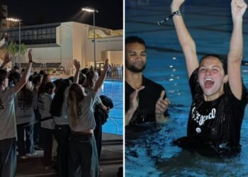 Centenas de jovens aceitam Jesus e são batizados em piscina de universidade nos EUA