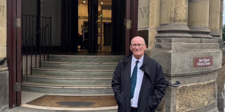 Cristão é absolvido após ser processado por evangelizar em bairro LGBT em Londres