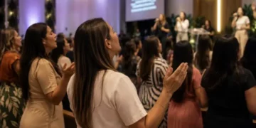 63% das evangélicas acreditam que é possível ser cristã e feminista