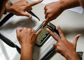 Evangelho de Lucas é lançado em linguagem de sinais