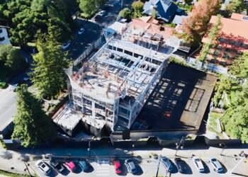 Igreja Universal constrói novo Templo de Salomão em Gramado