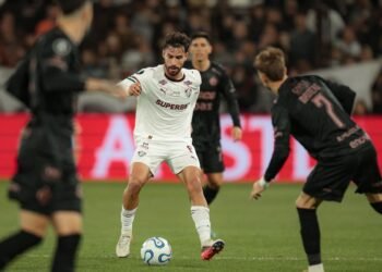 Ancelotti convoca Martinelli, do Fluminense, para amistosos na Ásia