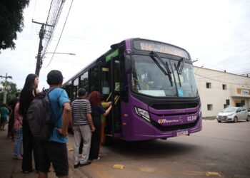Ônibus na palma da mão: passageiros podem acompanhar veículos em tempo real em Porto Velho