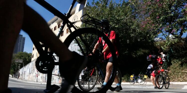 DF promove mobilidade ativa na semana do Dia Mundial Sem Carro