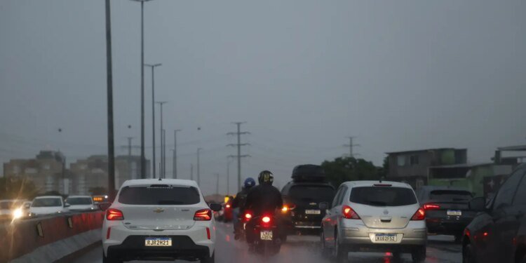 Quarta-feira é de chuvas no Sudeste, Centro-Oeste e sul do Nordeste