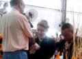 Eike Batista se converte ao Evangelho em culto na Assembleia de Deus