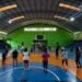 Ritmo, alegria e saúde: aulas para 60+ transformam vidas no Ginásio Dudu