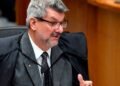 AGU pede ao STF perda do cargo de ministro acusado de assédio
