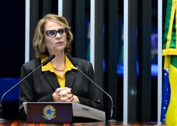 Damares critica Moraes por decisão que afeta credibilidade do STF