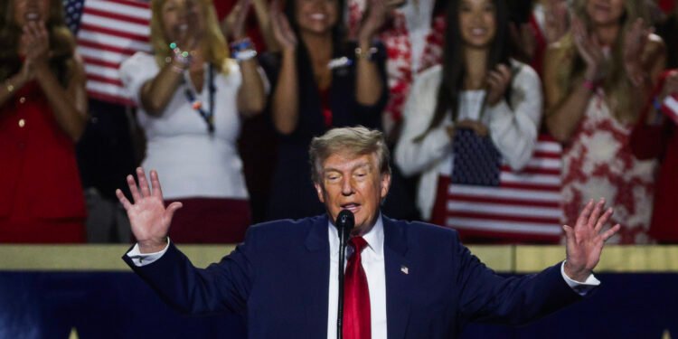 Trump alerta contra ‘era das trevas’ sob políticas democratas