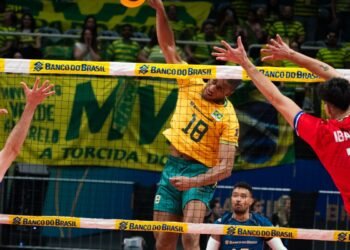 Brasil vence Chile na estreia pelo Sul-Americano de vôlei masculino