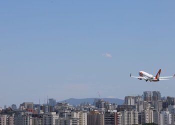 Anac estabelece regras mais restritivas para aviação em Congonhas (SP)