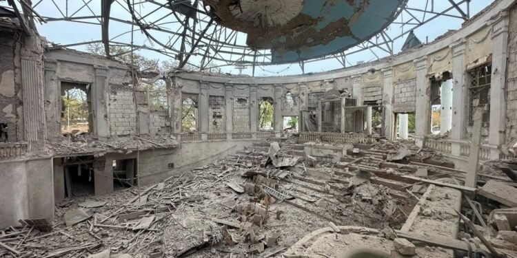 Igreja evangélica é destruída por míssil russo na Ucrânia: ‘Perda total’