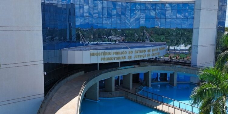 Após denúncia sobre Pai-Nosso, MP recomenda fim de orações em escola de Cuiabá