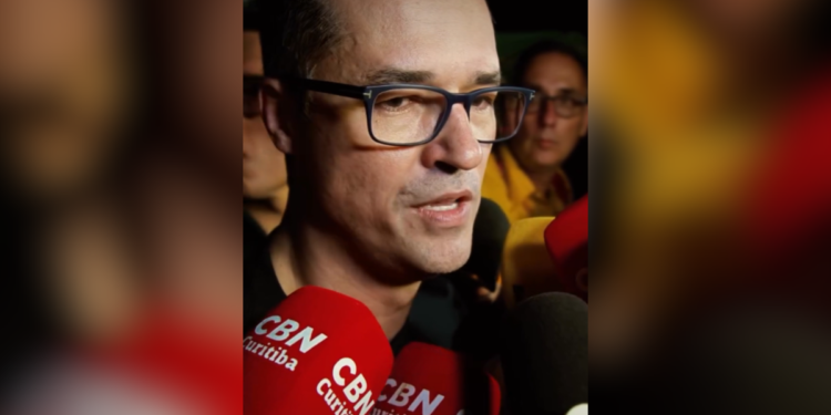 Eleito senador, Deltan Dallagnol cita heróis da Bíblia e declara: ‘A força vem de Deus’