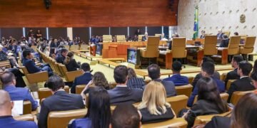 STF forma maioria contra lei que permite pais retirarem filhos de aulas sobre gênero