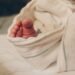 Holanda faz eutanásia em bebê de 1 ano com doença grave: “É abominável”