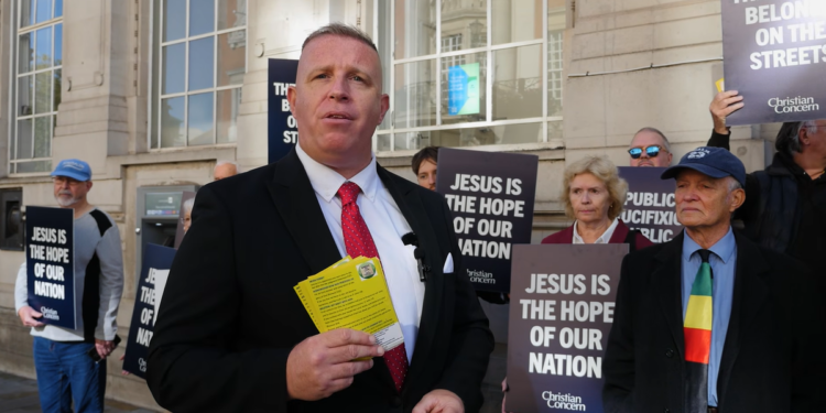 Igreja contesta proibição de evangelismo de rua na Inglaterra: ‘Não seremos silenciados’
