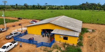 Após mais de uma década de espera, Vila Petrópolis ganha escola e muda rotina de 110 estudantes