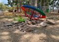 Parque Circuito tem brinquedos danificados, lixeiras quebradas e pichações menos de uma semana após revitalização