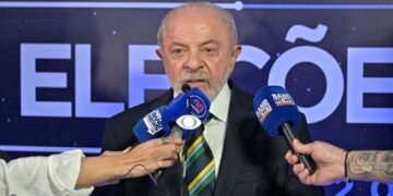 TSE: Lula autoriza quebra de sigilo bancário se Flávio fizer o mesmo