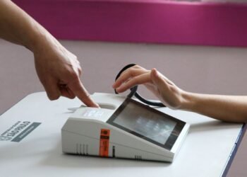 Eleitor sem biometria pode votar no segundo turno das eleições