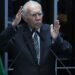 José Sarney é internado em UTI após procedimento abdominal