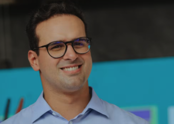 Lucas Ribeiro lidera disputa pelo governo da Paraíba