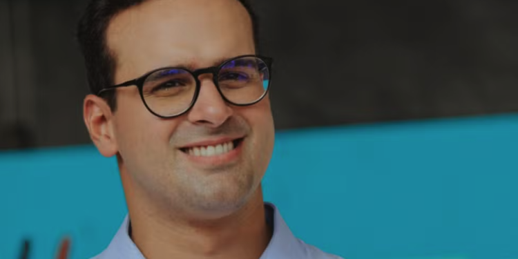 Lucas Ribeiro lidera disputa pelo governo da Paraíba