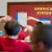 Professor cristão e diretoria de ensino chegam a acordo