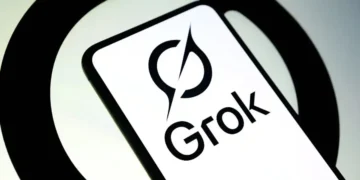 Chatbot Grok de Elon Musk preserva Jesus e remove falsos deuses