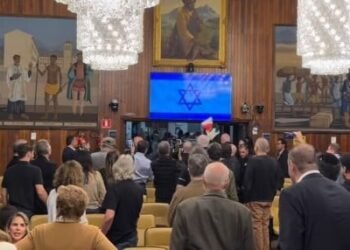 Ativistas pró-Palestina invadem homenagem a major israelense