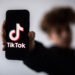 Influenciadores do TikTok acusados de incêndio em igreja