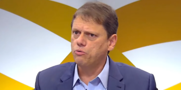 Tarcísio defende julgamento de ministros do STF por crimes