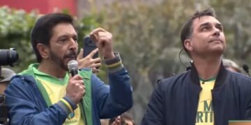 MDB deve anunciar apoio majoritário a Flávio Bolsonaro