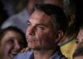 Flávio Bolsonaro processa Janones e Lindbergh por vídeo