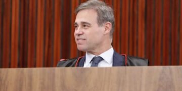 TSE adia decisão sobre vídeo de Lula contra Flávio