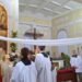 Arcebispo abençoa ícone religioso gerado por IA