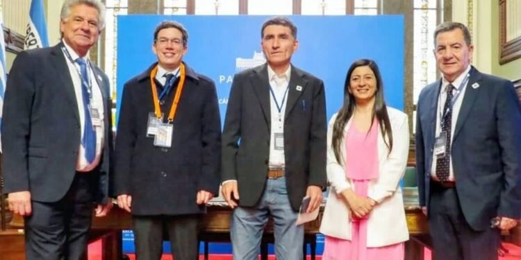 Parlamento e Fé promove diálogo sobre fé e política no Uruguai