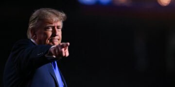 Trump assina Clergy Act e combate fraude no SNAP