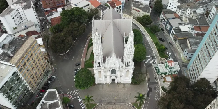 Igreja de Nova York vende direitos aéreos por US$ 23,9 milhões