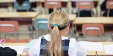 Família processa estado por exclusão de escolas religiosas