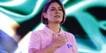 Michelle pede união entre apoiadores de Jair Bolsonaro