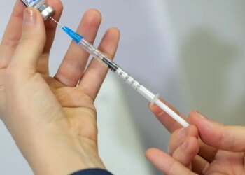 Vírus respiratórios ainda estão em alta no país, alerta Fiocruz