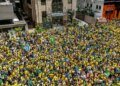 Campanha de Flávio Bolsonaro realiza manifestação na Paulista
