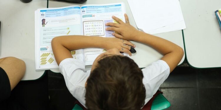 MEC divulga avaliação de livros didáticos